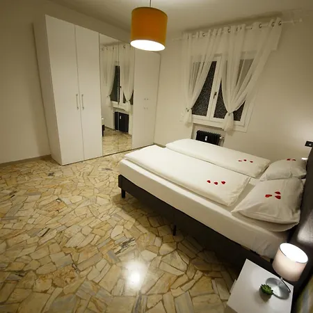 Venezia House Apartment Mestre Exterior photo